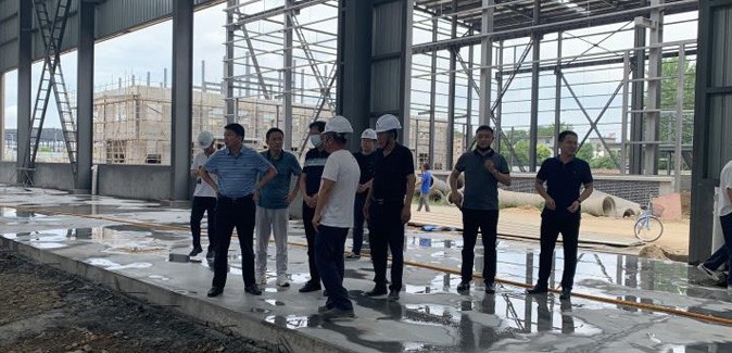 戰(zhàn)高溫 斗酷暑 星夜兼程推動安東國瑞裝配式建筑產(chǎn)業(yè)示范基地項目建設